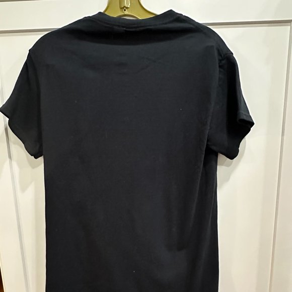 Gildan Black T-shirt Men's, Small - Picture 3 of 3